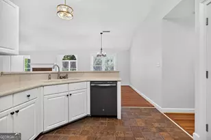 135 Southfield Dr, Newnan, GA 30265 - Photo 14