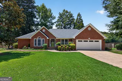 135 Southfield Drive, Newnan, GA 30265 - Photo 2