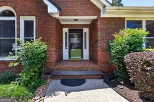 135 Southfield Dr, Newnan, GA 30265 - Photo 4