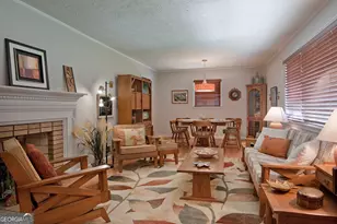 437 Pine St, Madison, GA 30650 - Photo 6