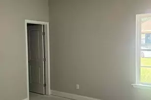 225 Lakes Dr, Brunswick, GA 31523 - Photo 4