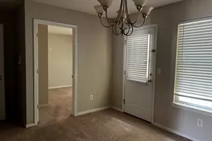 117 Meadow Ct, Fairburn, GA 30213 - Photo 4