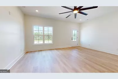 1150 Paris Avenue, Swainsboro, GA 30401 - Photo 2