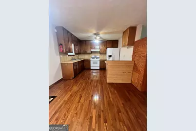 2060 Kimber Trail, Stone Mountain, GA 30088 - Photo 4