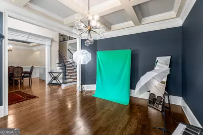 6552 Long Acres Drive, Sandy Springs, GA 30328 - Photo 8