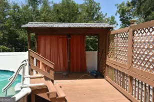 1438 Fannie Head Rd, Jesup, GA 31545 - Photo 6