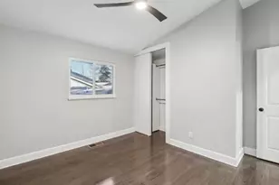 2592 Baker Rd NW, Atlanta, GA 30318 - Photo 14