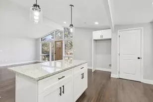 2592 Baker Rd NW, Atlanta, GA 30318 - Photo 6
