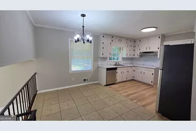 715 Barnesdale Drive, Jonesboro, GA 30236 - Photo 24
