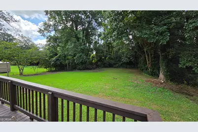715 Barnesdale Drive, Jonesboro, GA 30236 - Photo 14