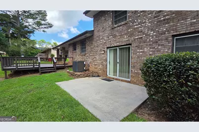 715 Barnesdale Drive, Jonesboro, GA 30236 - Photo 16