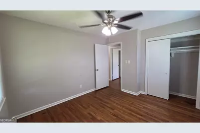 715 Barnesdale Drive, Jonesboro, GA 30236 - Photo 36