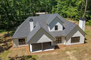 2043 Fischer Rd, Sharpsburg, GA 30277 - Photo 12