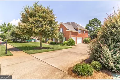 203 Avondale Circle, Warner Robins, GA 31088 - Photo 2