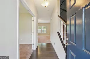 4981 Bramblewood Cir, Sugar Hill, GA 30518 - Photo 2