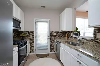 182 Oak Green Drive, Lawrenceville, GA 30044 - Photo 8