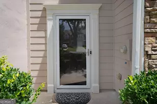 182 Oak Green Dr, Lawrenceville, GA 30044 - Photo 2