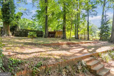 402 Woodland Road, Monroe, GA 30655 - Photo 8