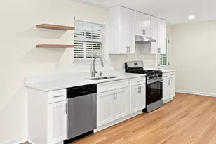 3080 Ashly Cove Ln, Snellville, GA 30078 - Photo 6