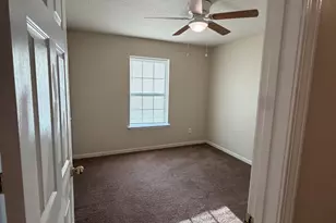 410 E Lawnwood Ct, Kingsland, GA 31548 - Photo 14