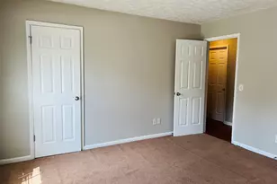605 Wilburn Ave, Lagrange, GA 30240 - Photo 16