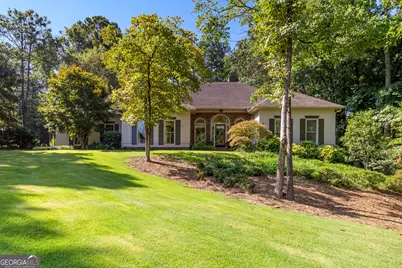 216 Ashford Circle, Lagrange, GA 30240 - Photo 2