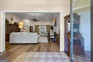 216 Ashford Cir, Lagrange, GA 30240 - Photo 4