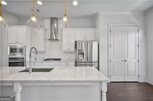 2142 Coventry Dr, Atlanta, GA 30319 - Photo 6