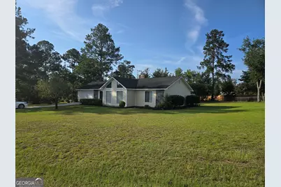 1322 Woodlawn Circle, Vidalia, GA 30474 - Photo 2
