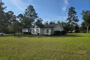 1322 Woodlawn Cir, Vidalia, GA 30474 - Photo 2