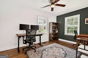 317 Phillips Dr SE, Marietta, GA 30060 - Photo 18
