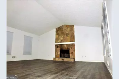382 Cross Creek Place, Auburn, GA 30011 - Photo 4
