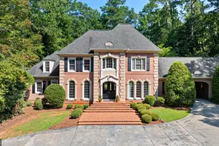 104 Clubview Dr, Lagrange, GA 30240 - Photo 1