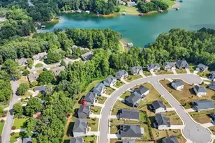 315 Hudson Chase Ct, Gainesville, GA 30506 - Photo 2