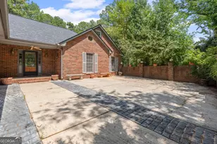 100 Ridgemont Dr, Fayetteville, GA 30215 - Photo 8