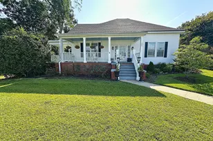207 College St, Hogansville, GA 30230 - Photo 1