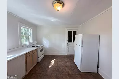 2110 S Lumpkin Street, Athens, GA 30606 - Photo 6