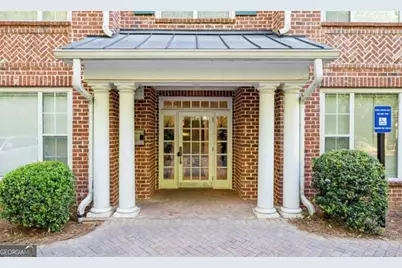 4201 Stratford Commons, Decatur, GA 30033 - Photo 2