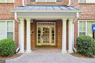 4201 Stratford Commons, Decatur, GA 30033 - Photo 2