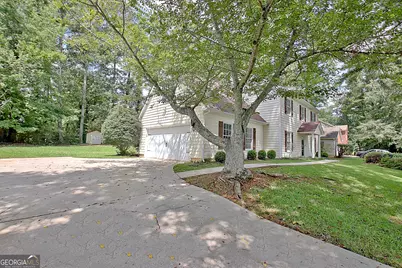 401 Walnut Grove Road, Peachtree City, GA 30269 - Photo 2