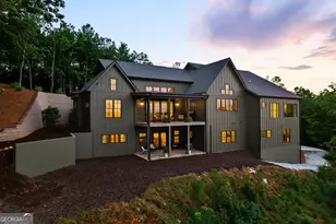 1095 Rabun Bluffs Dr, Lakemont, GA 30552 - Photo 4