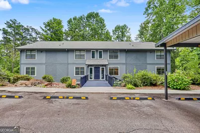 230 Stornoway Drive UNIT #3, Clayton, GA 30525 - Photo 2