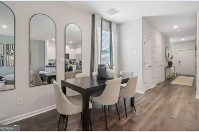 518 Woodcreek Circle SW #11, Atlanta, GA 30331 - Photo 16