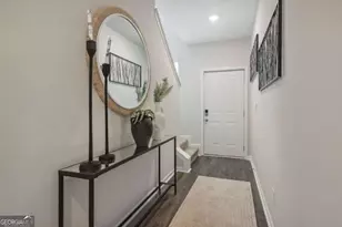518 Woodcreek Circle SW, Atlanta, GA 30331 - Photo 4
