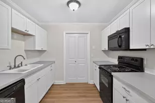 2141 Valley Oaks Dr SE, Smyrna, GA 30080 - Photo 10