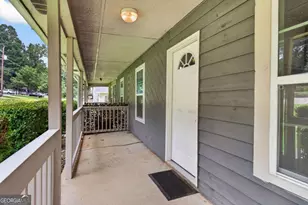 2141 Valley Oaks Dr SE, Smyrna, GA 30080 - Photo 4