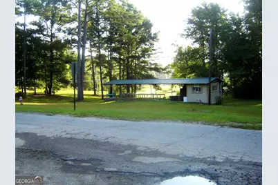 112 Peach Circle, West Point, GA 31833 - Photo 12