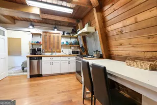 369 Normandy Trail, Lavonia, GA 30553 - Photo 8