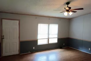 241 Oglesby Dr, Bowersville, GA 30516 - Photo 4