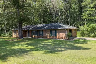 608 Ginger Cir, Lagrange, GA 30240 - Photo 2